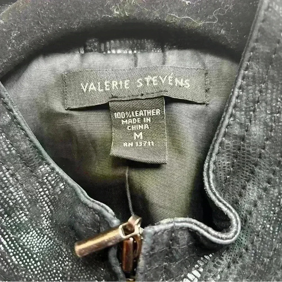 Valerie Stevens Jacket Black‎ Suede Moto Casual Snake Pattern Embossed Size M - Picture 6 of 6
